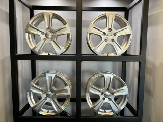 Felgi aluminiowe 6.5x16 5x108 ET47 63.4