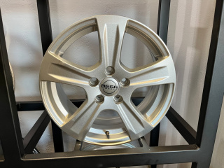 Felgi aluminiowe 6.5x16 5x108 ET47 63.4
