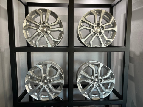 Felgi aluminiowe 6.5x16 5x114.3 ET45 67.1 Dezent Felgi aluminiowe 6.5x16 5x114.3 ET45 67.1 Dezent