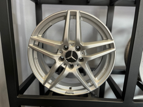 Felgi aluminiowe 6.5x17 cali 5x112 ET44 66.6 Felgi aluminiowe 6.5x17 cali 5x112 ET44 66.6