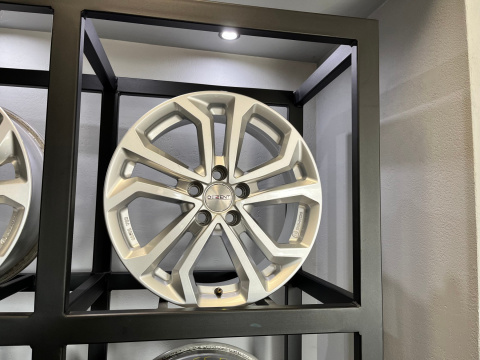Felgi aluminiowe 7x17 cali 5x108 ET42 Felgi aluminiowe 7x17 cali 5x108 ET42
