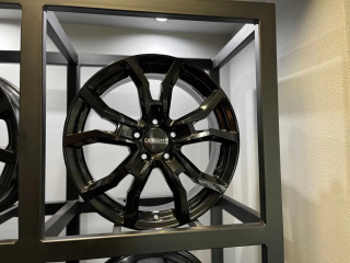 Felgi aluminiowe 7.5x18 cali 5x112 ET53.5 66.6 Dezent
