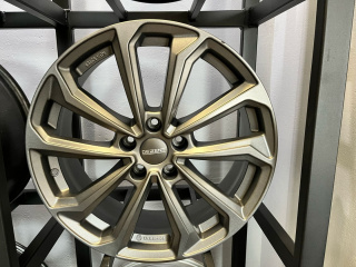 Felgi aluminiowe 7.5x19 cali 5x114.3 ET54.5 Dezent