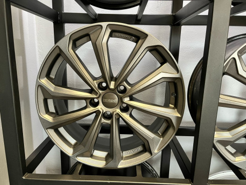 Felgi aluminiowe 7.5x19 cali 5x114.3 ET54.5 Dezent Felgi aluminiowe 7.5x19 cali 5x114.3 ET54.5 Dezent