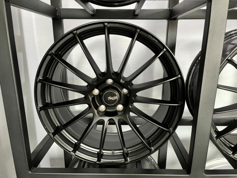Felgi aluminiowe 8x19 cali 5x114.3 ET45 Advanti Felgi aluminiowe 8x19 cali 5x114.3 ET45 Advanti