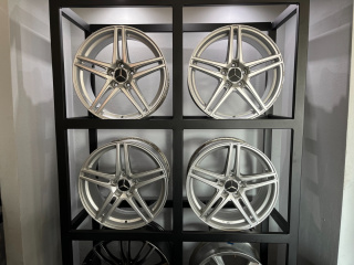 Felgi aluminiowe 8.5x17 5x112 ET56 66.6