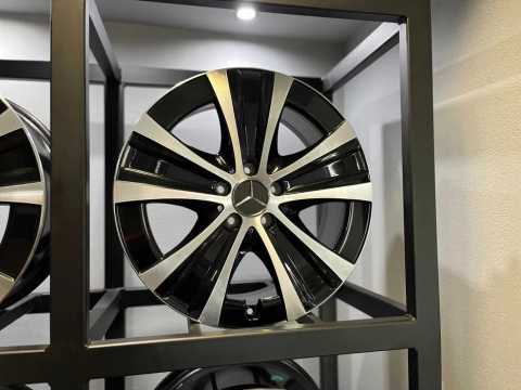 Felgi aluminiowe 9x18 cali 5x112 ET52.5 Mercedes OE Felgi aluminiowe 9x18 cali 5x112 ET52.5 Mercedes OE
