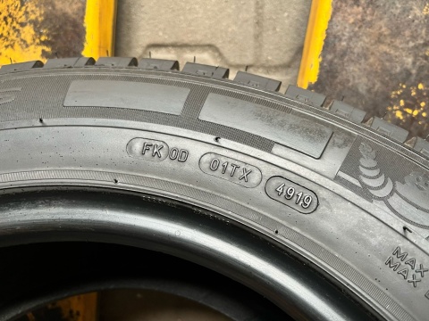 Opony letnie 2x 215/65 R16C Michelin Agilis