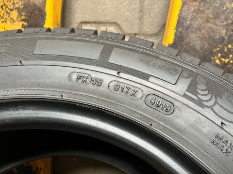 Opony letnie 2x 215/65 R16C Michelin Agilis