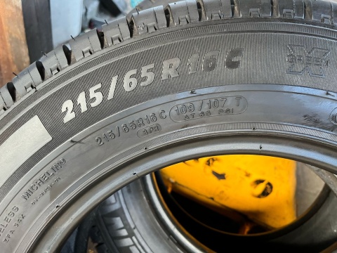 Opony letnie 2x 215/65 R16C Michelin Agilis
